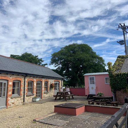 Swallow Cottage At Duffryn Mawr Cottages Hensol Exteriör bild