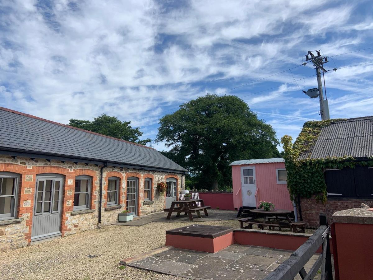 Swallow Cottage At Duffryn Mawr Cottages Hensol Exteriör bild