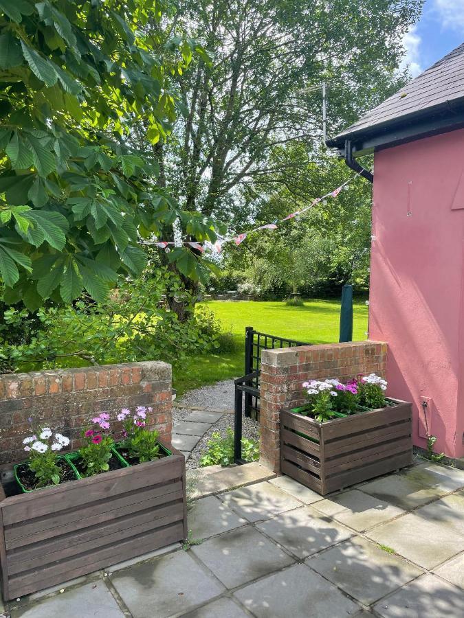 Swallow Cottage At Duffryn Mawr Cottages Hensol Exteriör bild